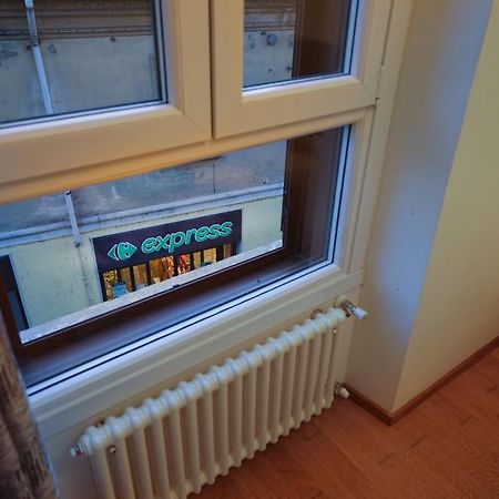 Apartamento Fast Wifi E Netflix -- Centro Di Rho Vicino Stazione Exterior foto