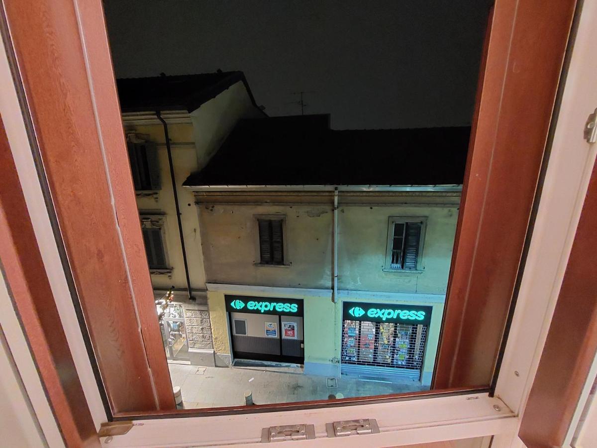 Apartamento Fast Wifi E Netflix -- Centro Di Rho Vicino Stazione Exterior foto