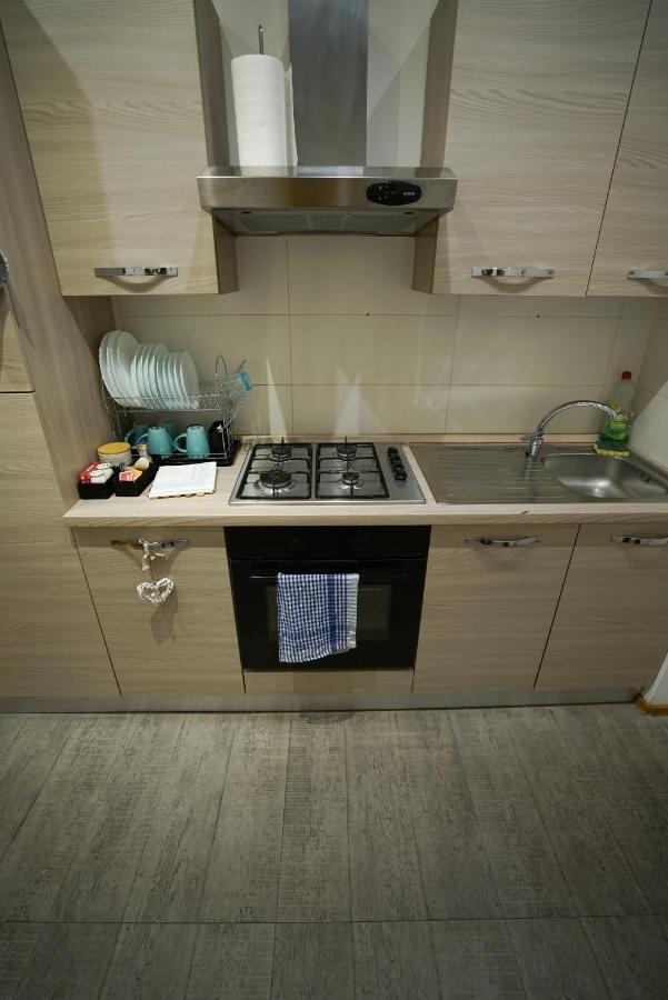 Apartamento Fast Wifi E Netflix -- Centro Di Rho Vicino Stazione Exterior foto