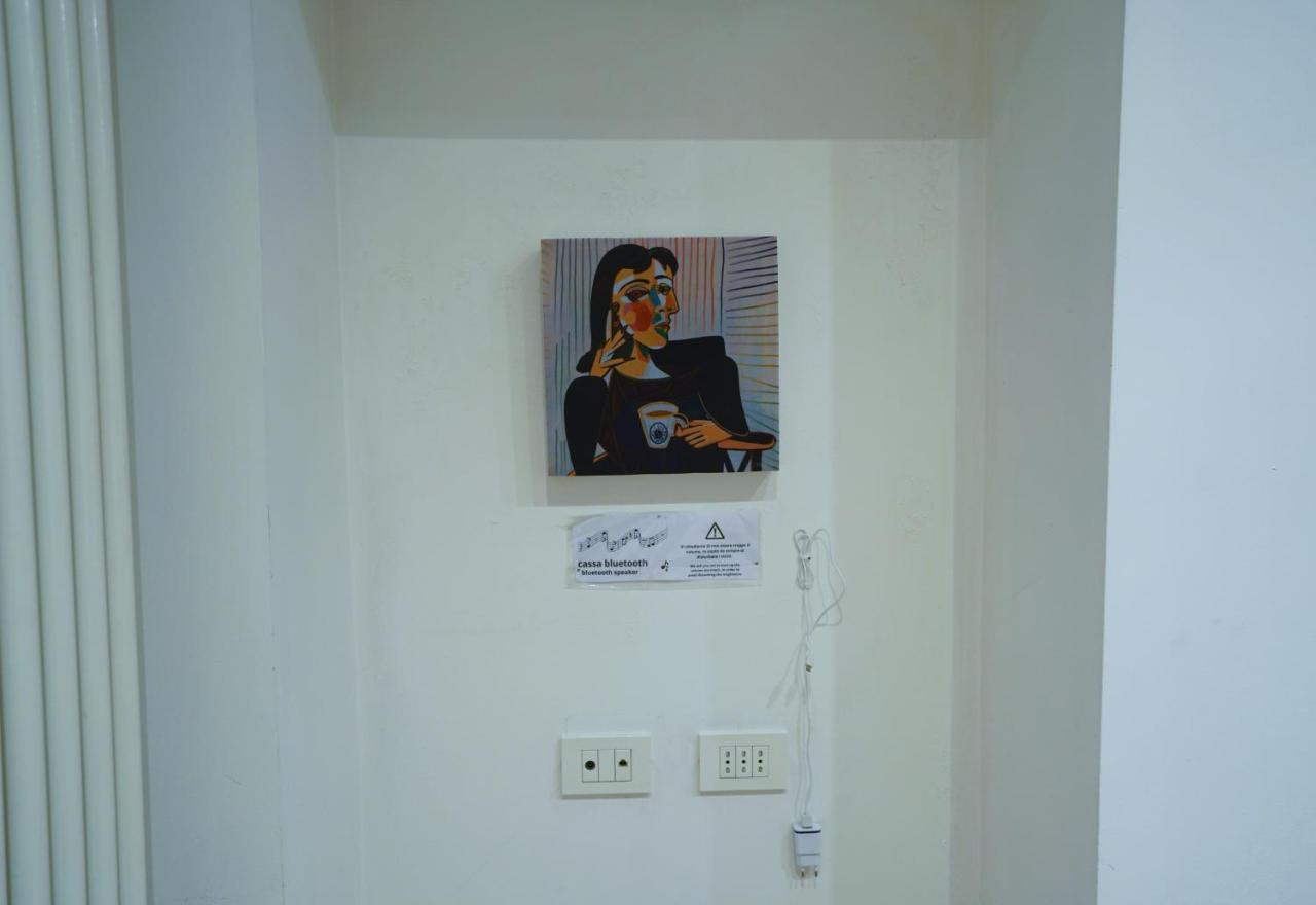 Apartamento Fast Wifi E Netflix -- Centro Di Rho Vicino Stazione Exterior foto